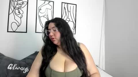 Snapshot of rubyy_24 chatting on 09/23/25, 07:17 I am Ruby online show from 09/23/25, 07:17