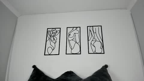 Snapshot of rubyy_24 chatting on 12/02/25, 07:09 I am Ruby online show from 12/02/25, 07:09