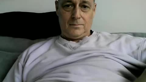 Snapshot of rudeski chatting on 12/22/24, 03:11 rudeski online show from 12/22/24, 03:11