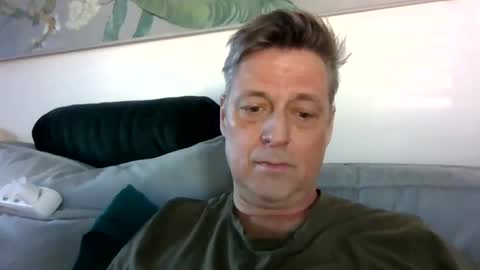 Snapshot of rudeski chatting on 02/01/25, 03:28 rudeski online show from 02/01/25, 03:28