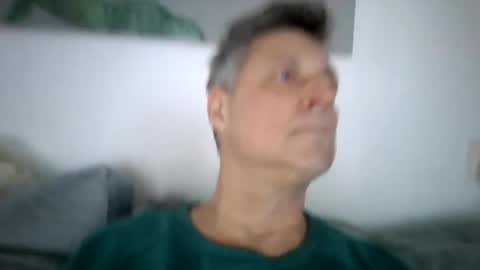 Snapshot of rudeski chatting on 02/10/25, 04:04 rudeski online show from 02/10/25, 04:04