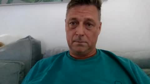 Snapshot of rudeski chatting on 10/11/25, 02:37 rudeski online show from 10/11/25, 02:37