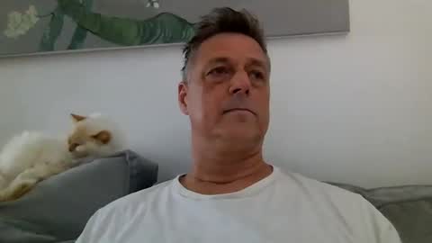 Snapshot of rudeski chatting on 06/03/26, 02:33 rudeski online show from 06/03/26, 02:33