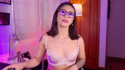 Rue online show from 02/17/26, 06:25