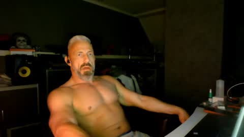 Chico que rico Caliente online show from 07/29/26, 10:41