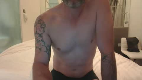 Snapshot of ruinedmyfun chatting on 11/26/25, 11:11 ruinedmyfun online show from 11/26/25, 11:11