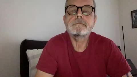 Jimi online show from 11/17/25, 08:31