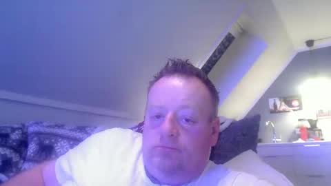 Snapshot of runepetter chatting on 02/23/25, 09:16 bignorwegian online show from 02/23/25, 09:16