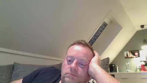 Snapshot of runepetter chatting on 11/15/25, 03:52 bignorwegian online show from 11/15/25, 03:52