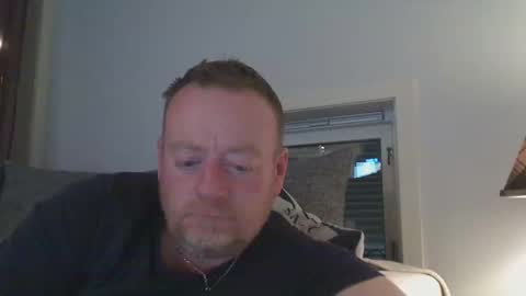 Snapshot of runepetter chatting on 11/19/25, 07:58 bignorwegian online show from 11/19/25, 07:58