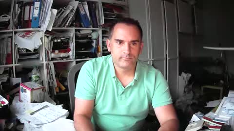 runner1978 online show from 10/16/25, 04:19