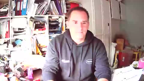 runner1978 online show from 11/20/25, 07:41