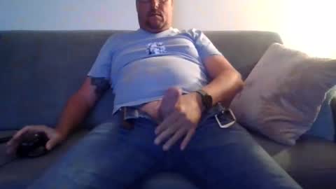 runner_1978 online show from 09/30/25, 03:55