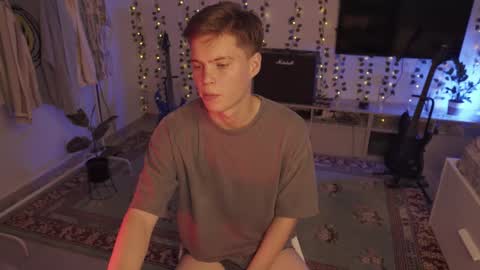 rusbradpitt online show from 09/24/25, 10:18