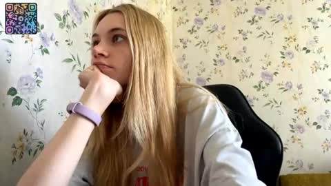 Lisa and Vlad online show from 06/29/26, 01:55