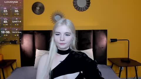 Snapshot of ruthbryant chatting on 09/09/25, 08:47 ruthbryant online show from 09/09/25, 08:47