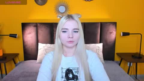 Snapshot of ruthbryant chatting on 10/13/25, 01:05 ruthbryant online show from 10/13/25, 01:05