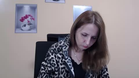 Ruth online show from 11/10/25, 10:47