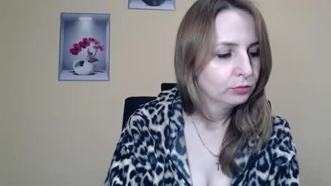 Ruth online show from 12/15/25, 12:53