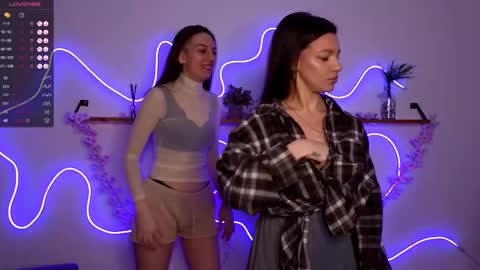 Snapshot of ruthsanders chatting on 03/04/25, 07:41 Kaete and Mary online show from 03/04/25, 07:41