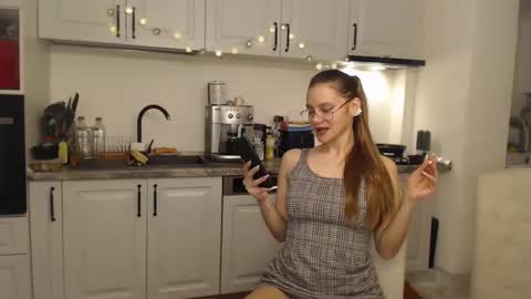 Snapshot of ruxandradanny chatting on 12/19/24, 04:24 ruxandradanny online show from 12/19/24, 04:24