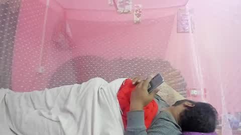 Snapshot of rwb17 chatting on 02/11/25, 04:56 rwb17 online show from 02/11/25, 04:56