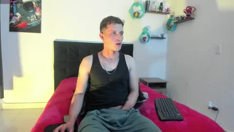 Snapshot of ryan15_ chatting on 02/09/25, 11:15 Ryan 15 online show from 02/09/25, 11:15