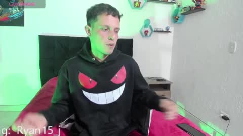 Snapshot of ryan15_ chatting on 02/13/25, 02:20 Ryan 15 online show from 02/13/25, 02:20