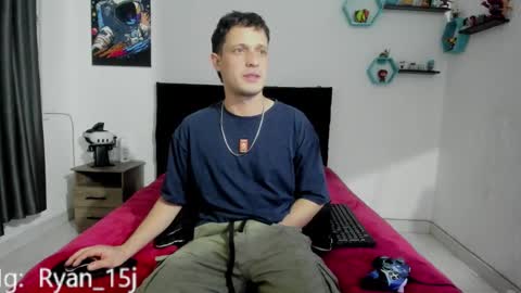 Snapshot of ryan15_ chatting on 09/12/25, 12:11 Ryan 15 online show from 09/12/25, 12:11