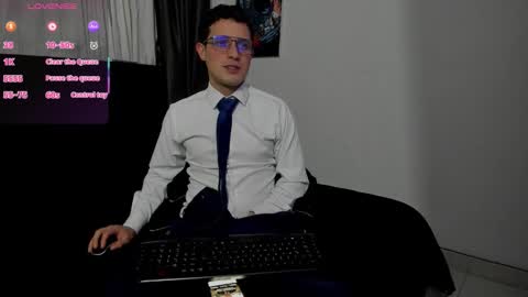 Snapshot of ryan15_ chatting on 10/30/25, 12:34 Ryan 15 online show from 10/30/25, 12:34