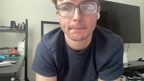 ryan online show from 04/19/26, 08:11