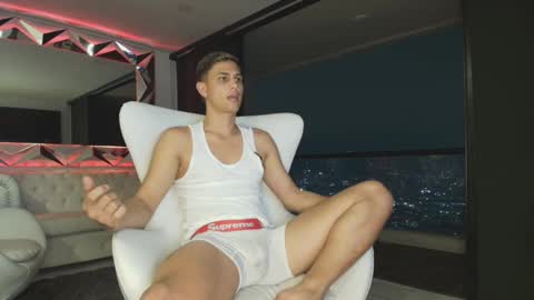 Snapshot of ryan__mateo chatting on 09/28/25, 02:50 ryan__mateo online show from 09/28/25, 02:50