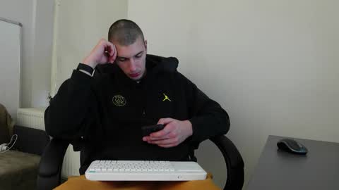 RYAN DOZER online show from 11/08/25, 07:08