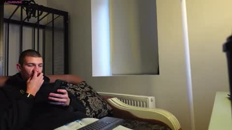 RYAN DOZER online show from 11/19/25, 07:30