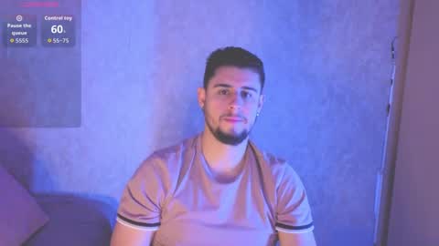 Snapshot of ryan_evanns chatting on 09/09/25, 12:48 R Y A N online show from 09/09/25, 12:48