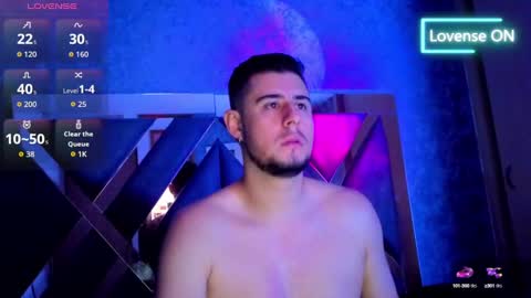 Snapshot of ryan_evanns chatting on 09/20/25, 10:27 R Y A N online show from 09/20/25, 10:27