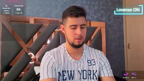 Snapshot of ryan_evanns chatting on 09/24/25, 01:58 R Y A N online show from 09/24/25, 01:58