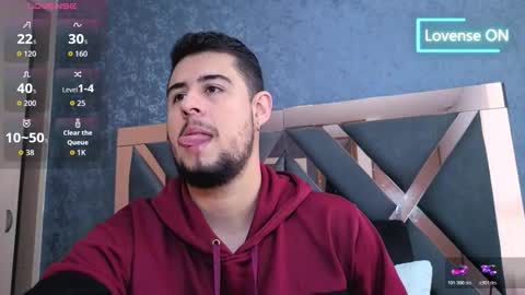 Snapshot of ryan_evanns chatting on 10/23/25, 11:42 R Y A N online show from 10/23/25, 11:42