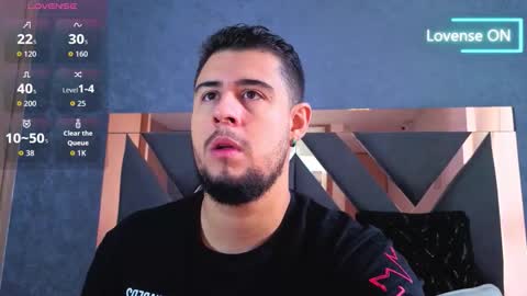 Snapshot of ryan_evanns chatting on 11/01/25, 12:07 R Y A N online show from 11/01/25, 12:07