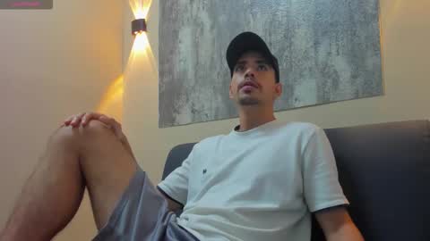 Ryan online show from 11/01/25, 01:02