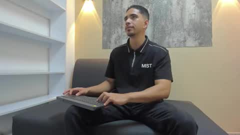 Ryan online show from 11/05/25, 12:38