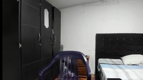 ryan_xc1 online show from 10/29/25, 03:20