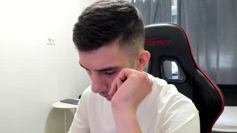 Snapshot of ryandusk chatting on 03/06/25, 11:03 Andrew C. online show from 03/06/25, 11:03