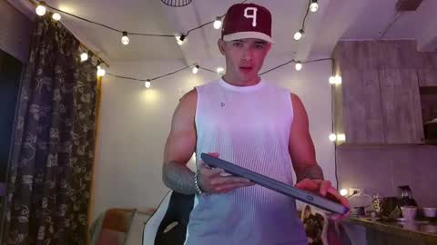 Ryan Blue ig ryannblue online show from 12/15/24, 12:29