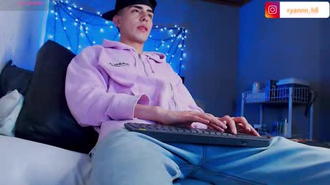 Ryannhill  online show from 01/06/26, 04:05