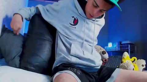 Ryannhill  online show from 02/10/26, 07:12