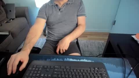 Snapshot of ryanontour chatting on 11/21/25, 11:14 Ryan in NYC online show from 11/21/25, 11:14