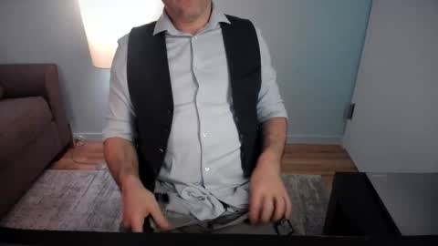 Snapshot of ryanontour chatting on 01/18/26, 08:34 Ryan in NYC online show from 01/18/26, 08:34