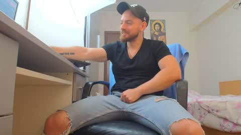 Ryanstone  online show from 07/25/26, 08:01