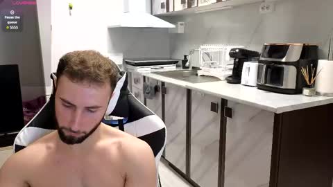 ryanstorm1 online show from 11/18/25, 06:56